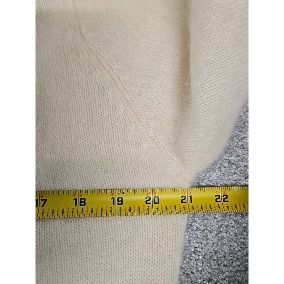 La Redoute VTG Lambswool Angora Blend Sweater Pearl Buttons Cream Women’s Size M - Picture 8 of 12